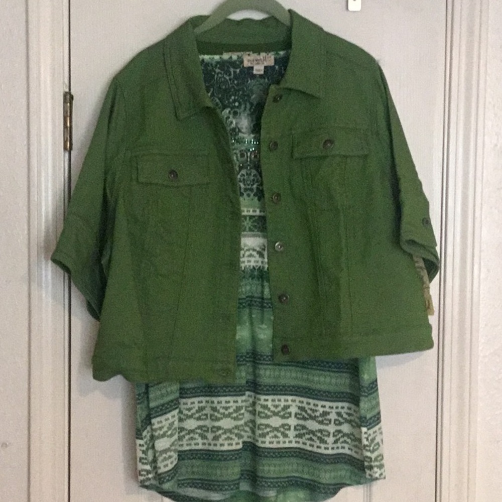 NWT One World Green Patterned Women's Top & Jean Jacket